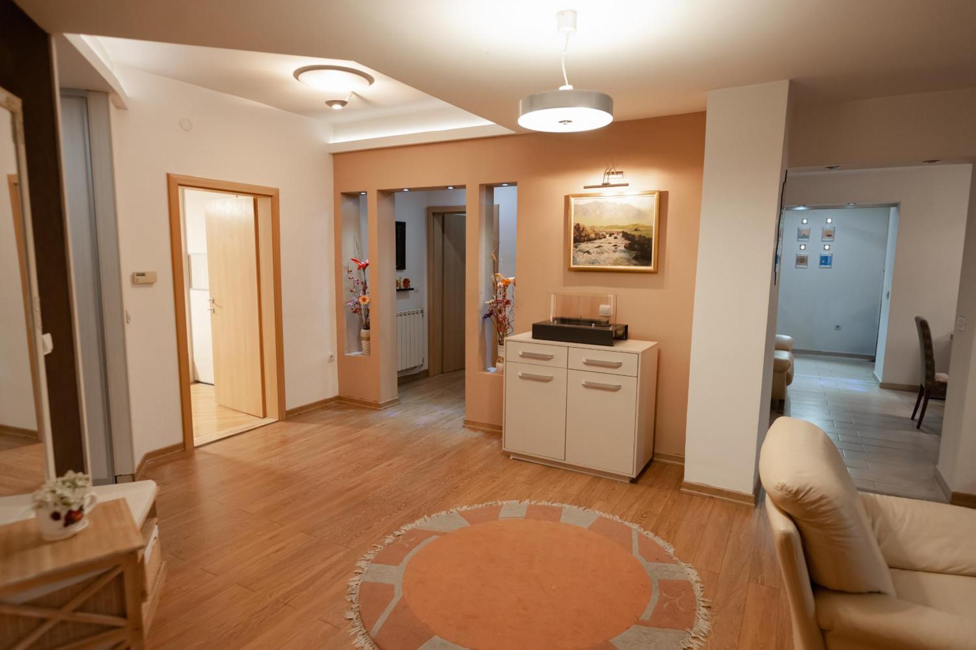 Grand Central Apartment Skopje Eksteriør bilde